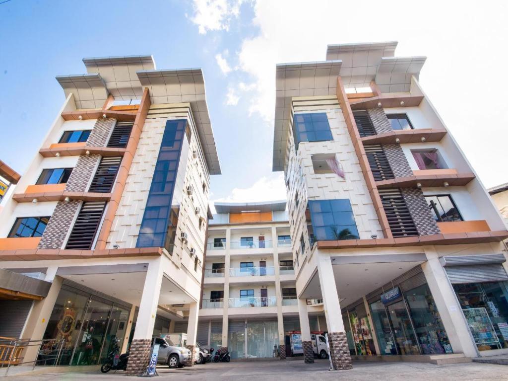 Mca Suites By Hiverooms Cebu Eksteriør billede